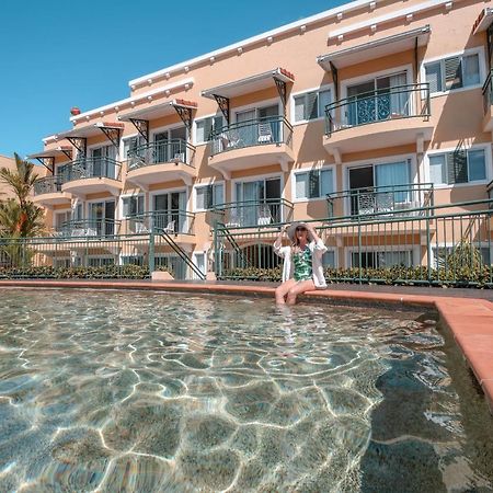 Il Palazzo Holiday Apartments Кернс Екстериор снимка