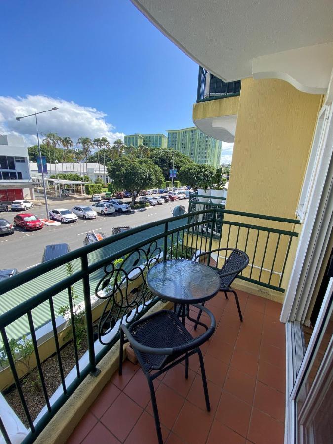 Il Palazzo Holiday Apartments Кернс Екстериор снимка