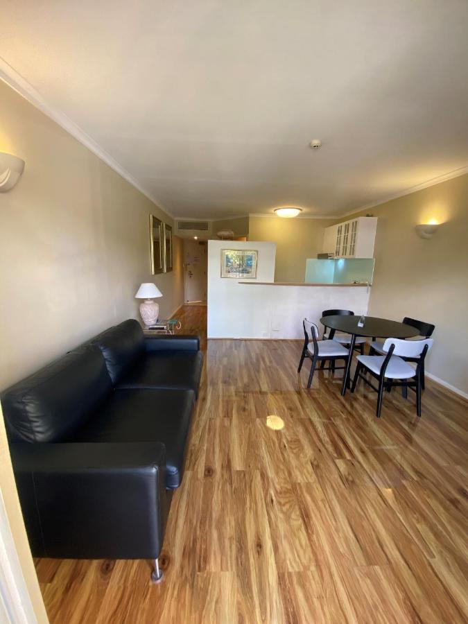 Il Palazzo Holiday Apartments Кернс Екстериор снимка