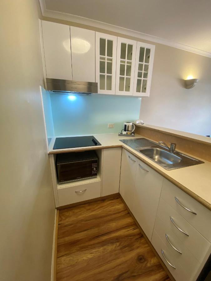 Il Palazzo Holiday Apartments Кернс Екстериор снимка