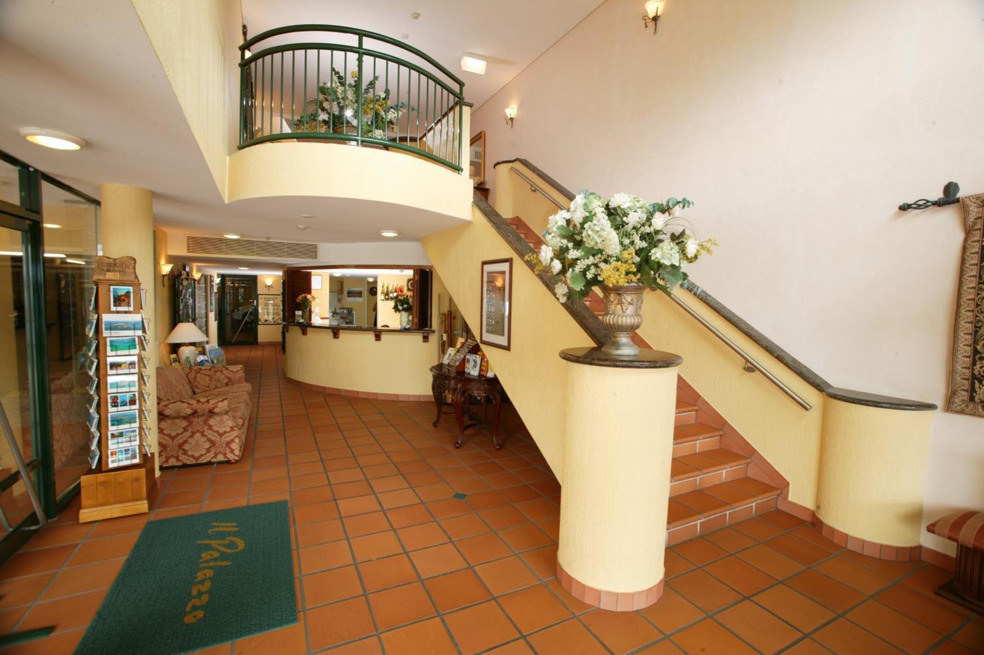 Il Palazzo Holiday Apartments Кернс Екстериор снимка
