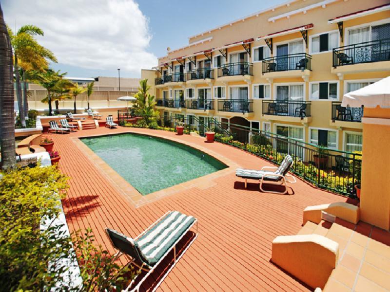 Il Palazzo Holiday Apartments Кернс Екстериор снимка