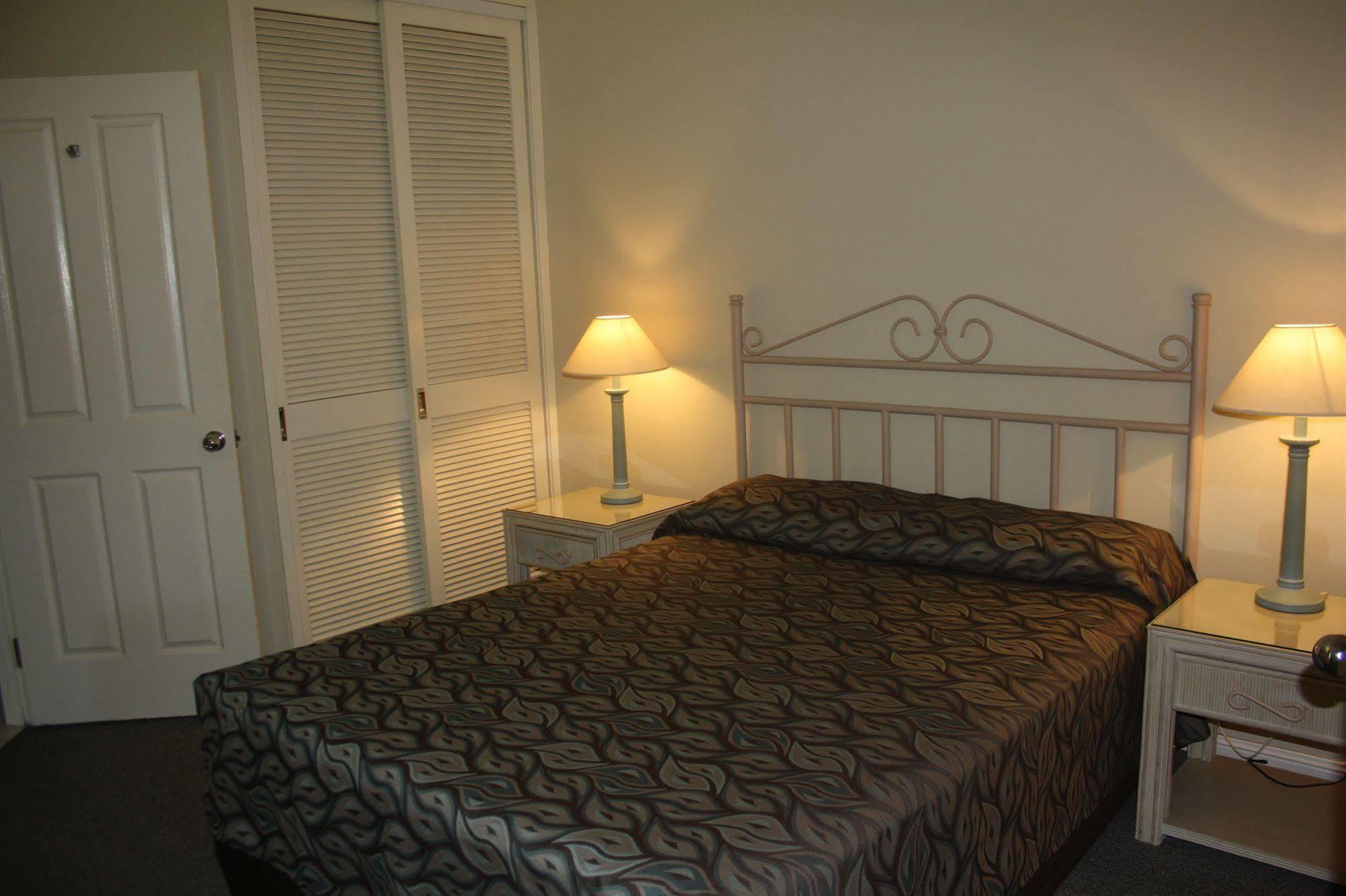 Il Palazzo Holiday Apartments Кернс Екстериор снимка