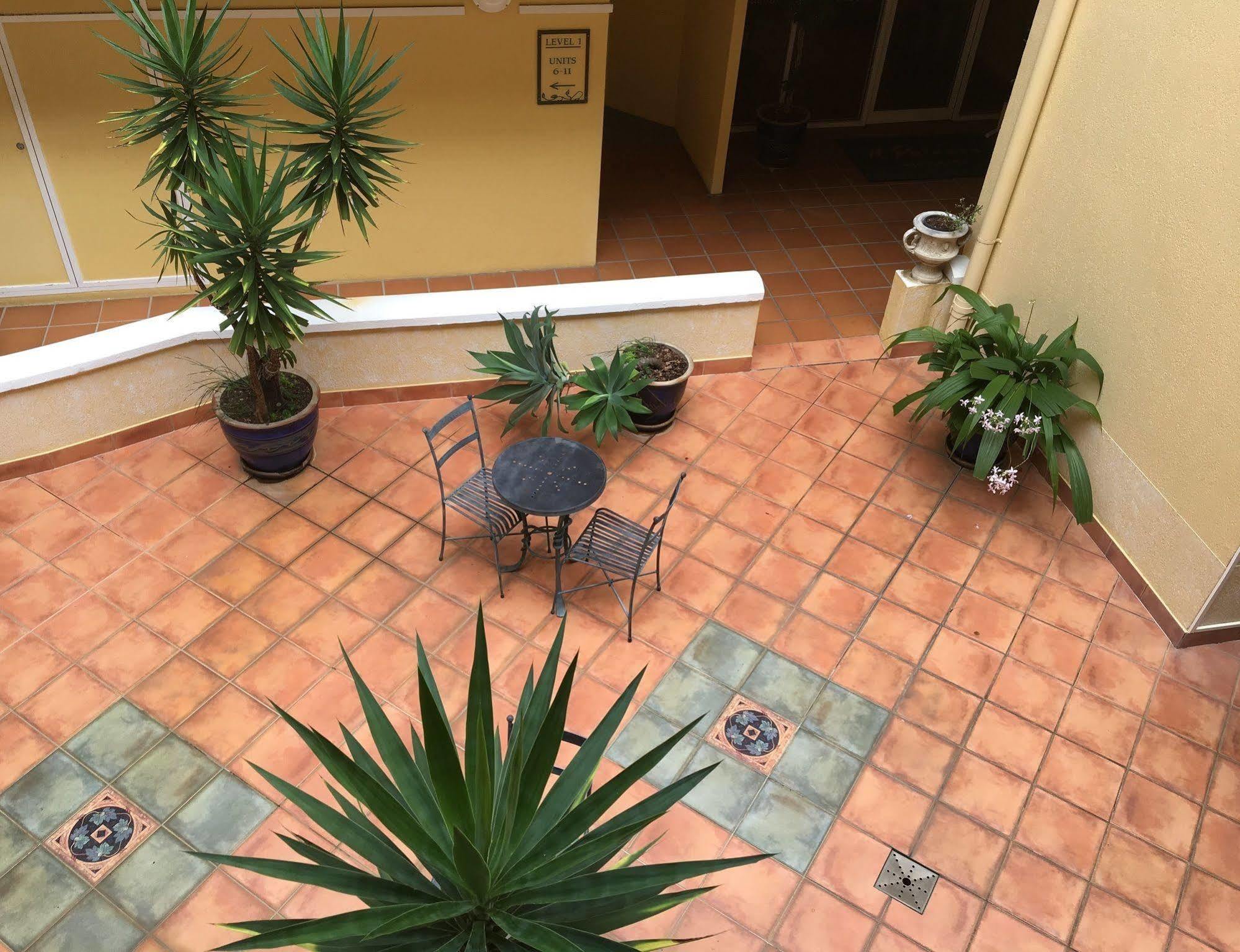 Il Palazzo Holiday Apartments Кернс Екстериор снимка