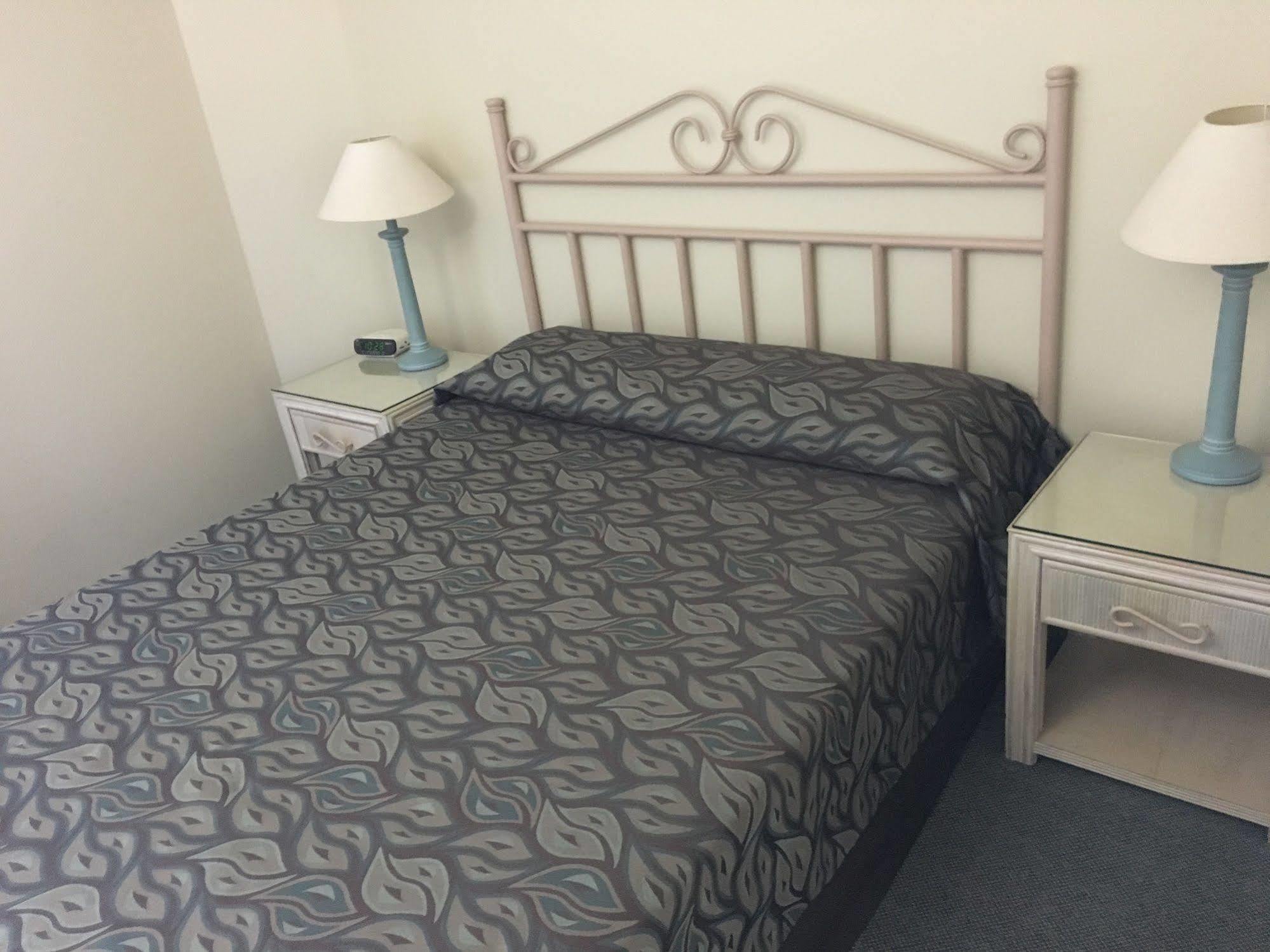 Il Palazzo Holiday Apartments Кернс Екстериор снимка
