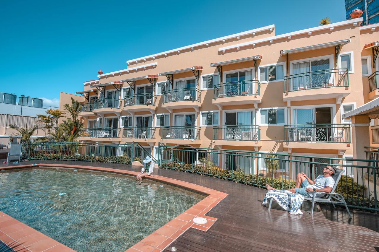 Il Palazzo Holiday Apartments Кернс Екстериор снимка