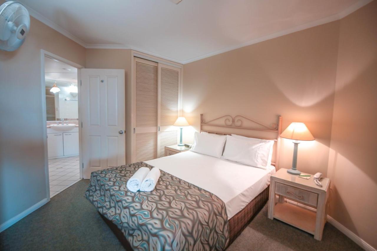 Il Palazzo Holiday Apartments Кернс Екстериор снимка