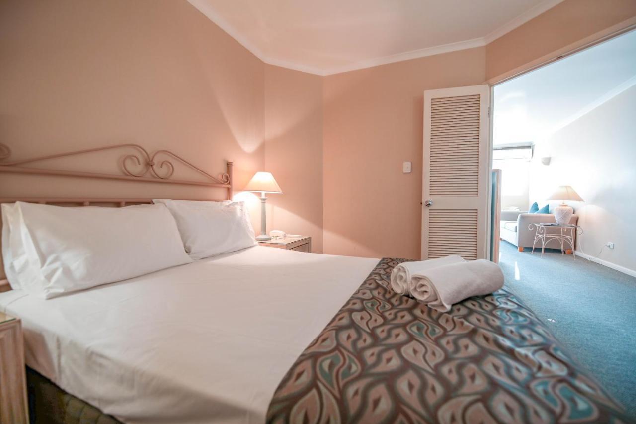 Il Palazzo Holiday Apartments Кернс Екстериор снимка